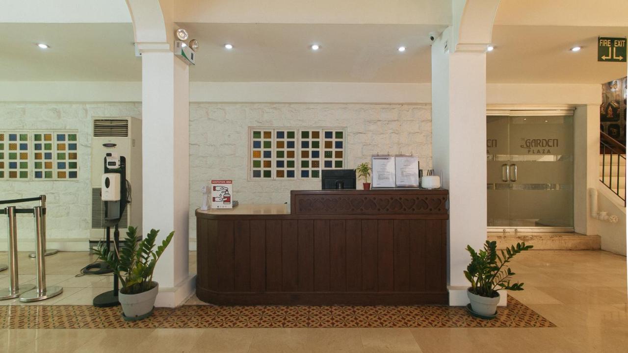 Garden Plaza Hotel Маніла Екстер'єр фото