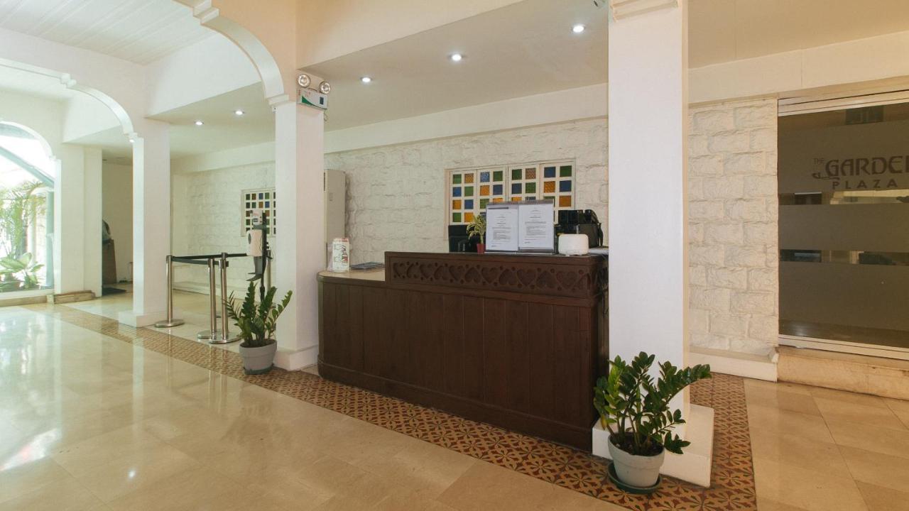 Garden Plaza Hotel Маніла Екстер'єр фото